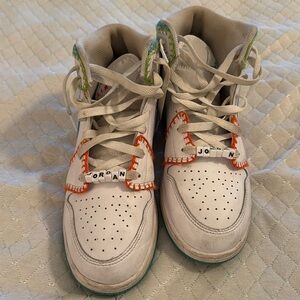 Nike Air Jordan’s Y7